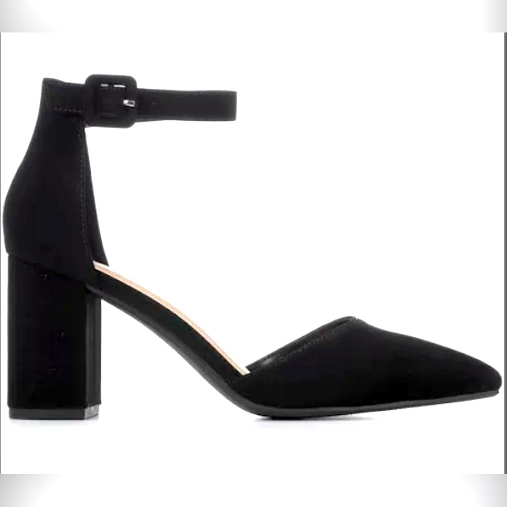 Soda Black Block Heel Pumps